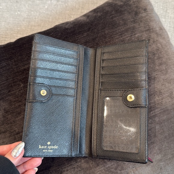 Kate Spade Wallet - Picture 2 of 8